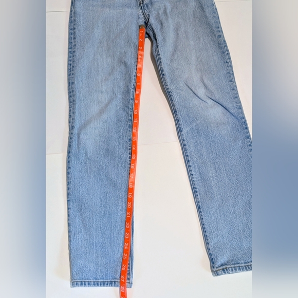 501® Original Fit Stretch Women's Jeans, size W25 L30 - Picture 13 of 16